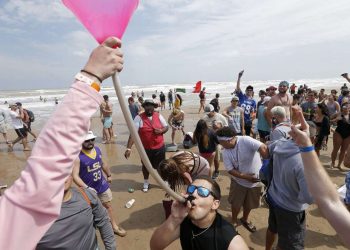 Temen disparo de contagios Covid