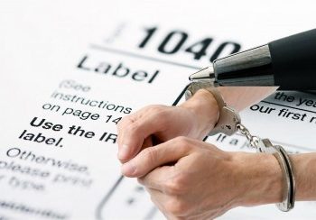 Alerta IRS robo de identidades y de fraudes a contribuyentes