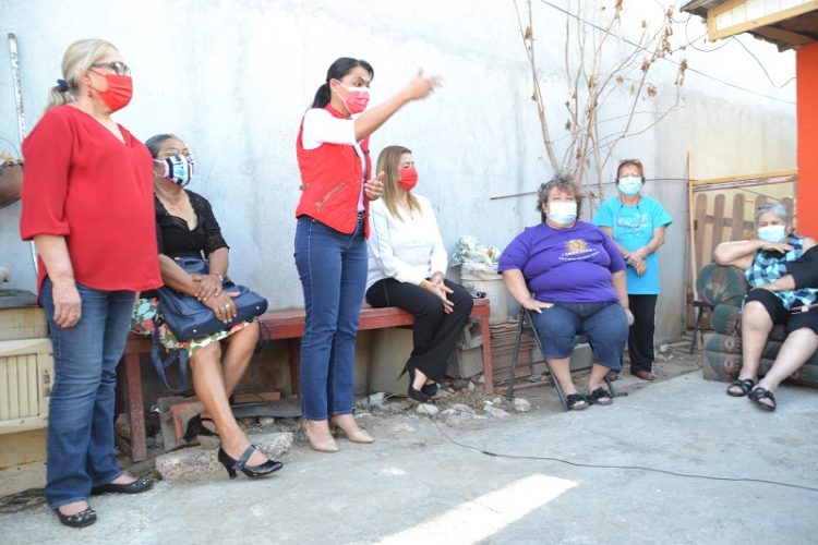 Evocan vecinos de la Bertha del Avellano sus inicios