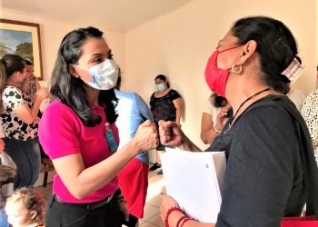 Preocupa a Cristabell la falta de atención de los adultos mayores