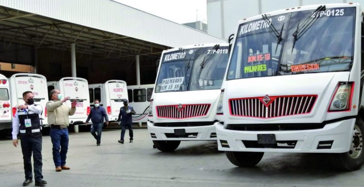 Ponen en circulación 23 nuevos camiones urbanos