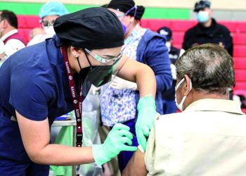 Piden a vacunados no relajar medidas