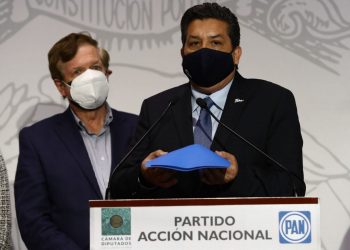 Cabeza de Vaca denuncia que UIF filtra información a Estados Unidos