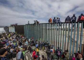 Tema de asilos a centroamericanos, “punta de lanza de los republicanos”