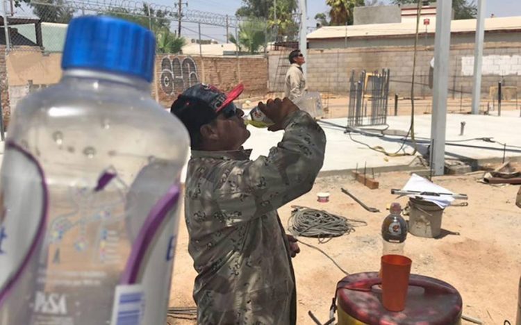 Piden tener cuidado con consumo de sueros en temporada de calor