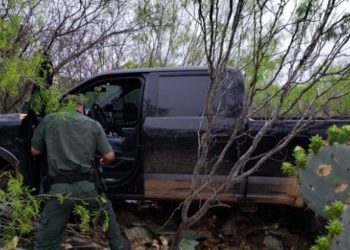 Regresan las persecuciones: detienen a 17 y recuperan 2 camionetas robadas