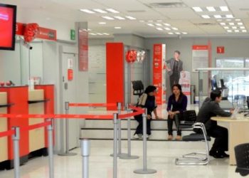 Desde hoy cierran bancos, abren hasta el lunes