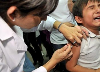 Arranca Salud campaña de vacunación sarampión-rubeola