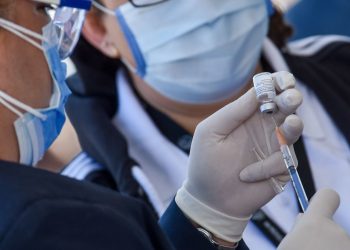 IPN dice que un error humano fue lo que provocó la aplicación de vacuna con jeringa vacía