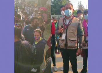 Dejan plantados a médicos privados para aplicación de segunda dosis + VIDEOS