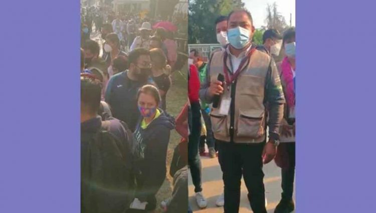 Dejan plantados a médicos privados para aplicación de segunda dosis + VIDEOS