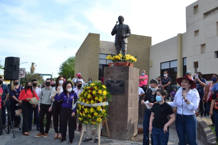 Rinden emotivo homenaje en memoria de Don Carlos Cantú Rosas