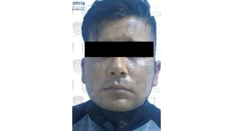 Detienen a marino por difundir fotos íntimas de su ex