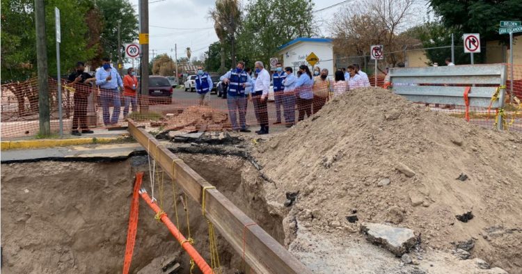 Inicia Comapa reparación de hundimiento en la Victoria