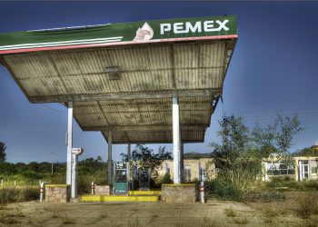 Gasolineras abandonadas, una bomba de tiempo