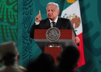 Claudia Sheinbaum es ‘incorruptible’, afirma AMLO