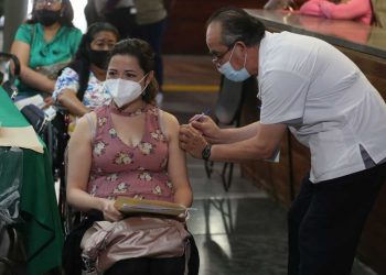 En CdMx, si embarazo no se nota, pedirán ultrasonido a mujeres para vacuna anticovid