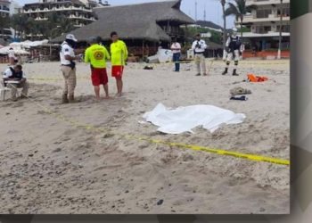 Mesero pierde la vida al salvar a una niña del mar