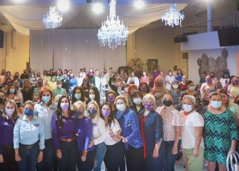 Usaré la política para apoyarlas, asegura Yahleel a mujeres trabajadoras