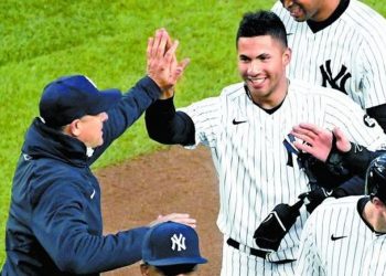 Jugador de los Yanquis da positivo a covid otra vez pese a estar vacunado