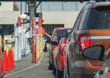 Descartan una pronta reapertura de puentes