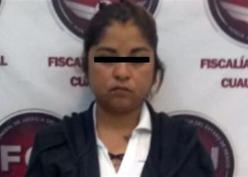 Asfixia a hijo y da solvente a otro en Tultitlán