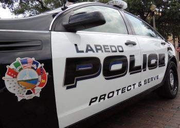 Ataca a su novia a puntapiés porque no lo dejó salir