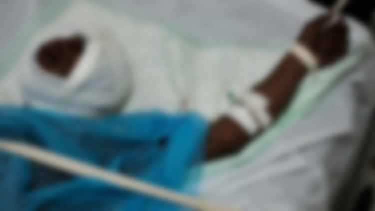 Prende fuego a su esposo porque pensó que había envenenado sus alitas de pollo