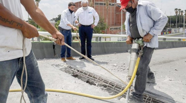 Supervisa alcalde reparación de puente González y socavón