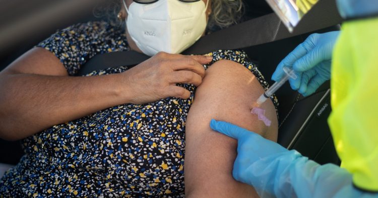 Disminuye interés por vacunarse contra Covid