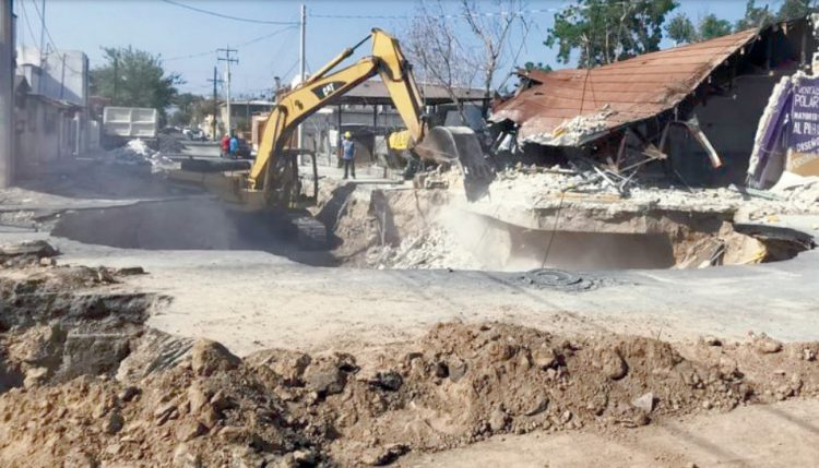 Concluirá en menos de dos meses reparación de socavón
