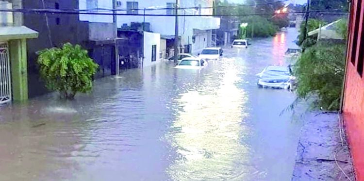 Está NLD en zona de riesgo por huracanes