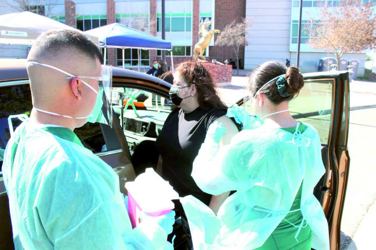 Quitará EU restricciones en fronteras cuando avance vacunación en México