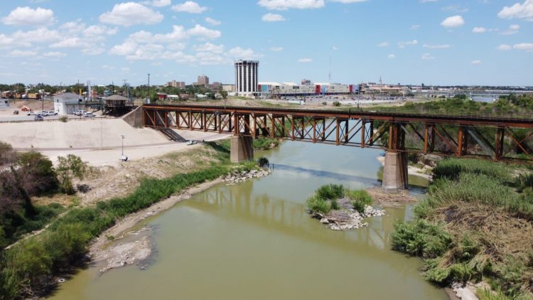 Desciende el nivel del Bravo