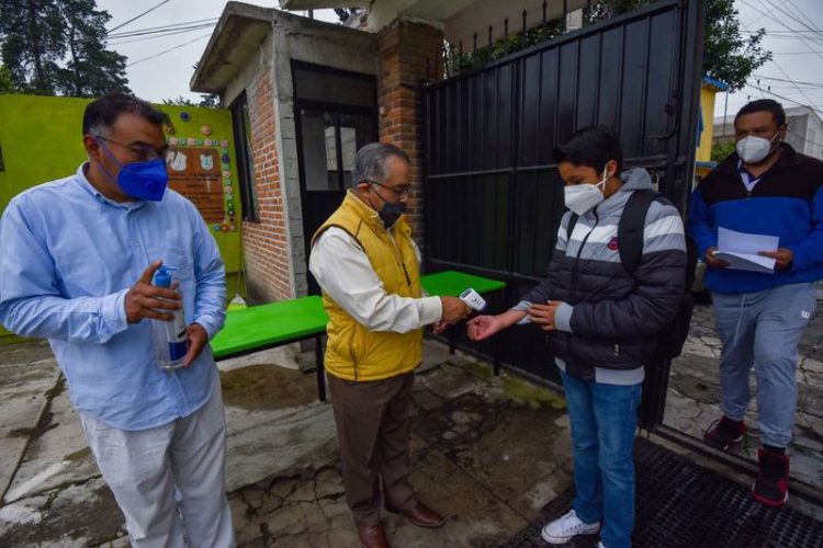 SEP ‘se aferra’ a la idea de iniciar con clases presenciales en el ciclo escolar 2021-2022