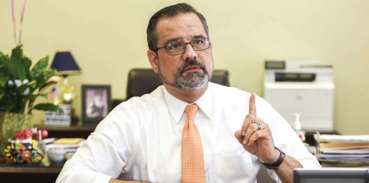 «Asumo la responsabilidad»: Eads, tras la contingencia por el agua