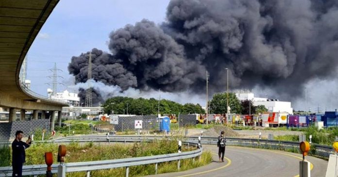 Enorme explosión en Alemania deja un muerto | VIDEO