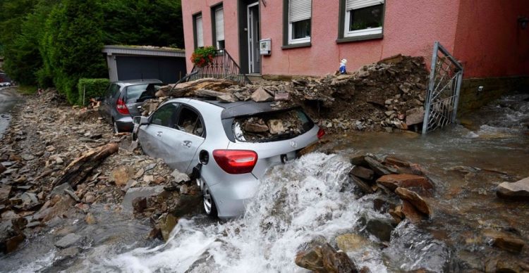 Autoridades suben cifra de muertos a 58 tras fuertes lluvias en Alemania