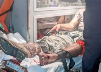 Patrulleros fronterizos auxilian a un ranchero herido de bala por accidente