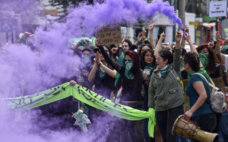 Suprema Corte avala aborto en casos de violación