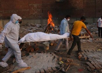 Variante Delta aprovecha baja vacunación y reactivación económica para propagarse