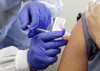 En Nuevo León murieron por covid 31 personas que ya estaban vacunadas