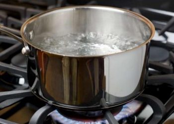 El lunes retirarán el aviso de hervir el agua