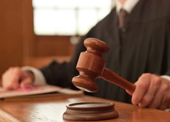 Contratarán a 100 jueces de inmigración