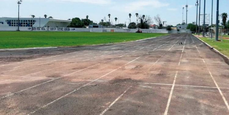 Rehabilitan pista de atletismo y luminarias en Unidad Deportiva