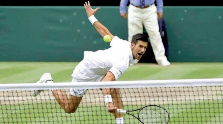 Difícil pase de Djokovic a la final de Wimbledon