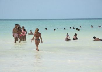 No salir de vacaciones para evitar contagios Covid, recomienda IMSS