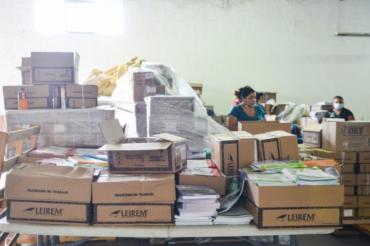 Empezará próxima semana entrega de libros de apoyo