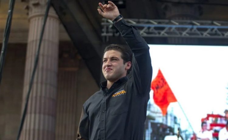 Anuncia Samuel García caravanas de vacunación en Texas para trabajadores; AMLO lo respalda