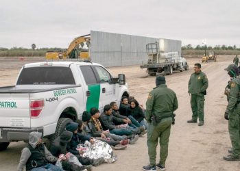 Sigue CBP con expulsión inmediata de inmigrantes